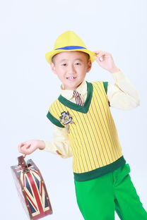 小学生男孩穿汉服的潮流选择与品牌推荐