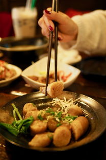 揭秘小吃排行品牌，那些让人回味无穷的街头美食传奇