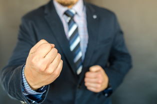 探索男士鞋履行业的领航者——一位男鞋品牌总裁的视角